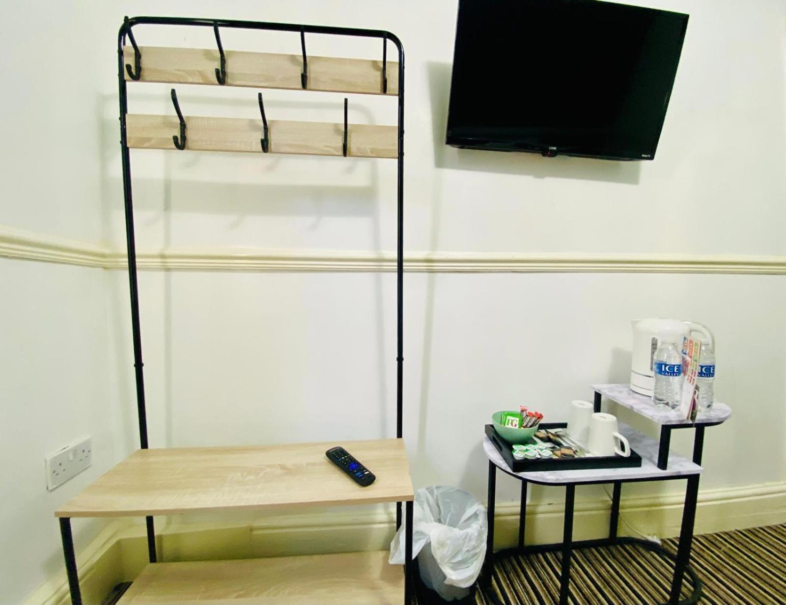 Hotel Seaside - Comfortable - Double, King & Super King Beds -